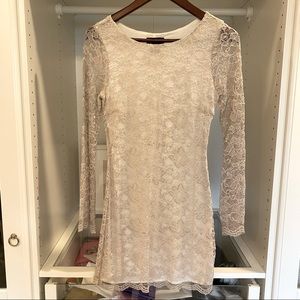 Wet seal beautiful lace dress -Xs